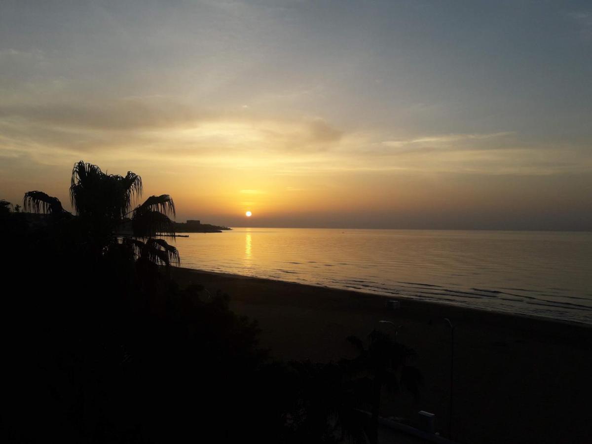 Has Hotel Erdemli Bagian luar foto